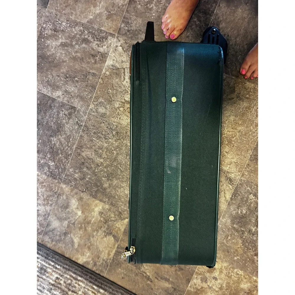 Holiday rolling suitcase